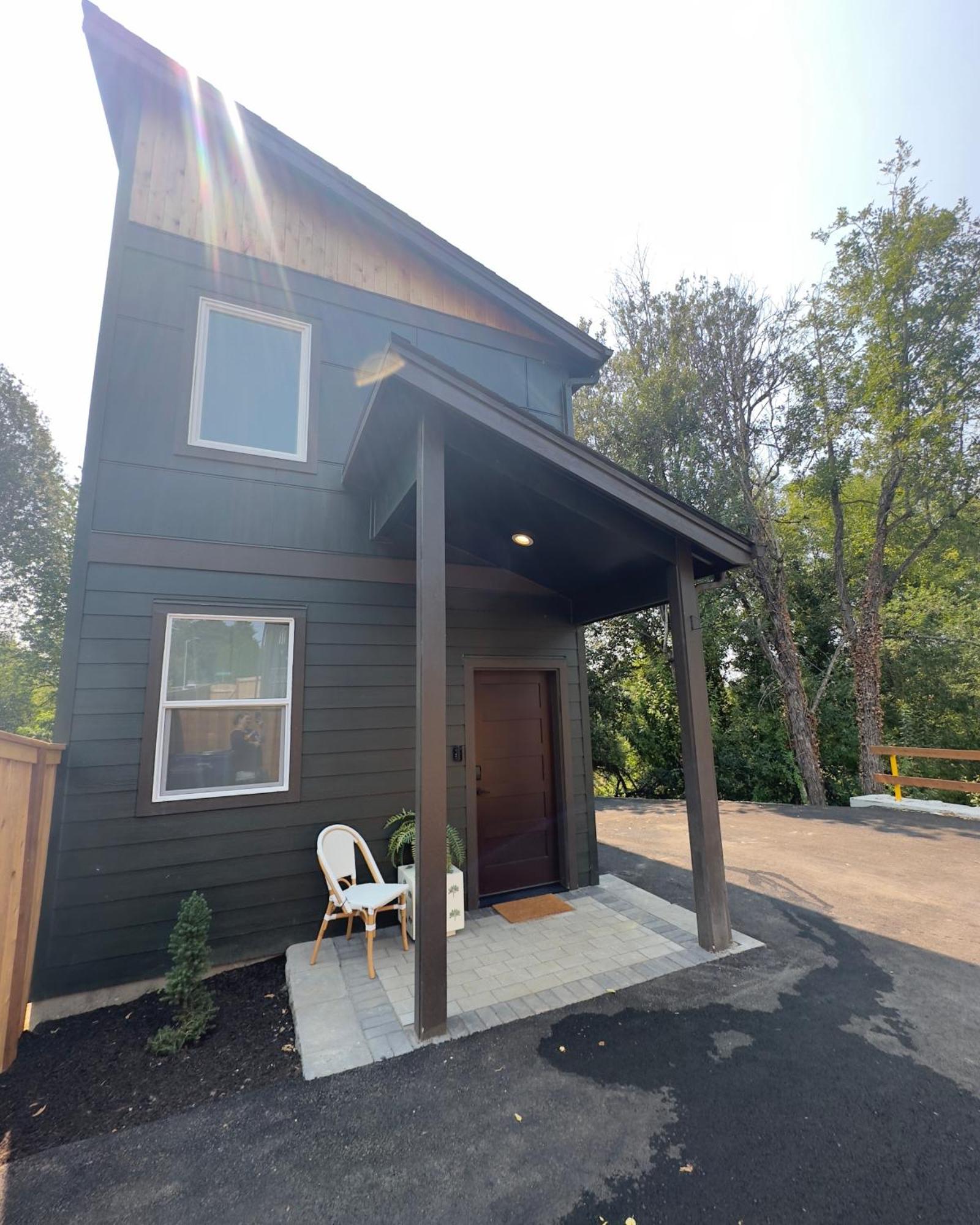 Modern New Build Home 5 Min From Downtown Vancouver Exterior photo